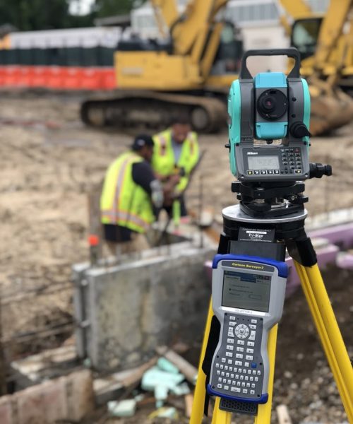 #surveylife #landsurveyor #surveyor #northcoastcivil #surveying #landsurveying #totalstation #realsurveyors #topography #engineering #surveyorswithoutborders #oysterbay #northshore #longisland